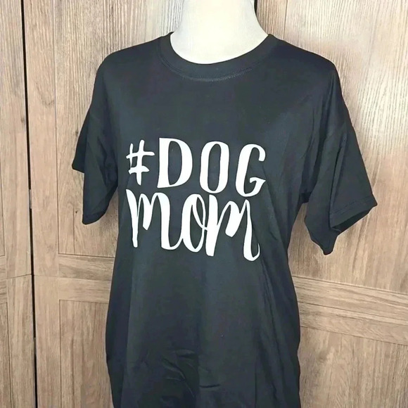 Black DogMom T-Shirt - Picture 2 of 6